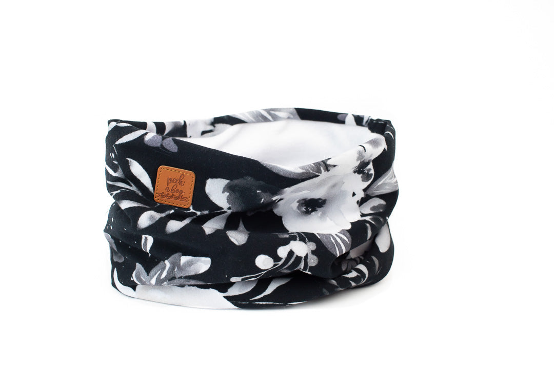 Adult - Fleece neck warmer Black & white floral